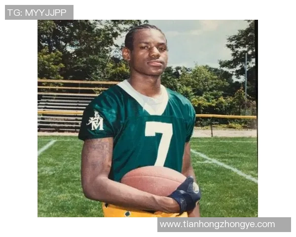 依凡足球球星之歌由谁演唱及其背后的创作故事揭秘